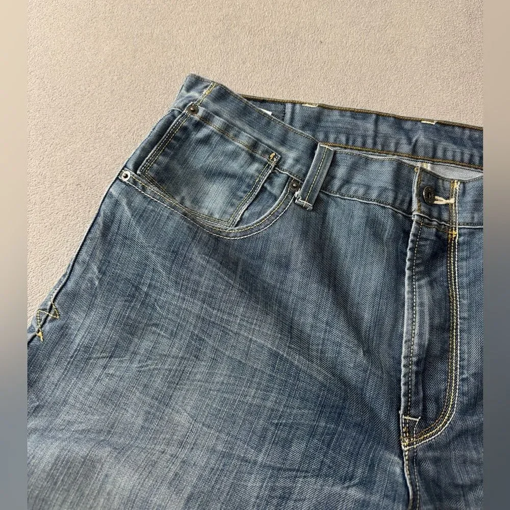 Levi’s 514 38X 32 Slim Straight Men’s Jeans Unique Pocket & Multi Color Stitch